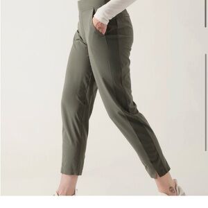 Athleta Brooklyn ankle pant size 0 Olive green
